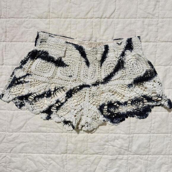 Surf Gypsy Pants - Surf Gypsy Crochet Shorts – Medium
